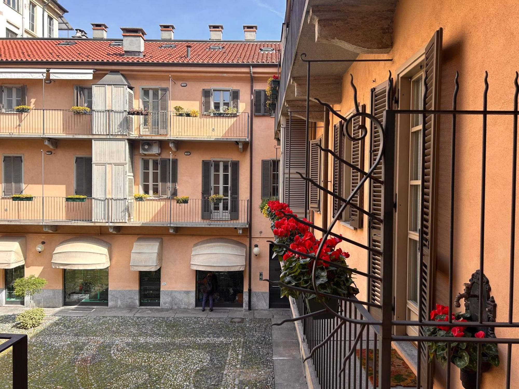 Elegante Appartamento Nel Centro Storico Di Torino エクステリア 写真